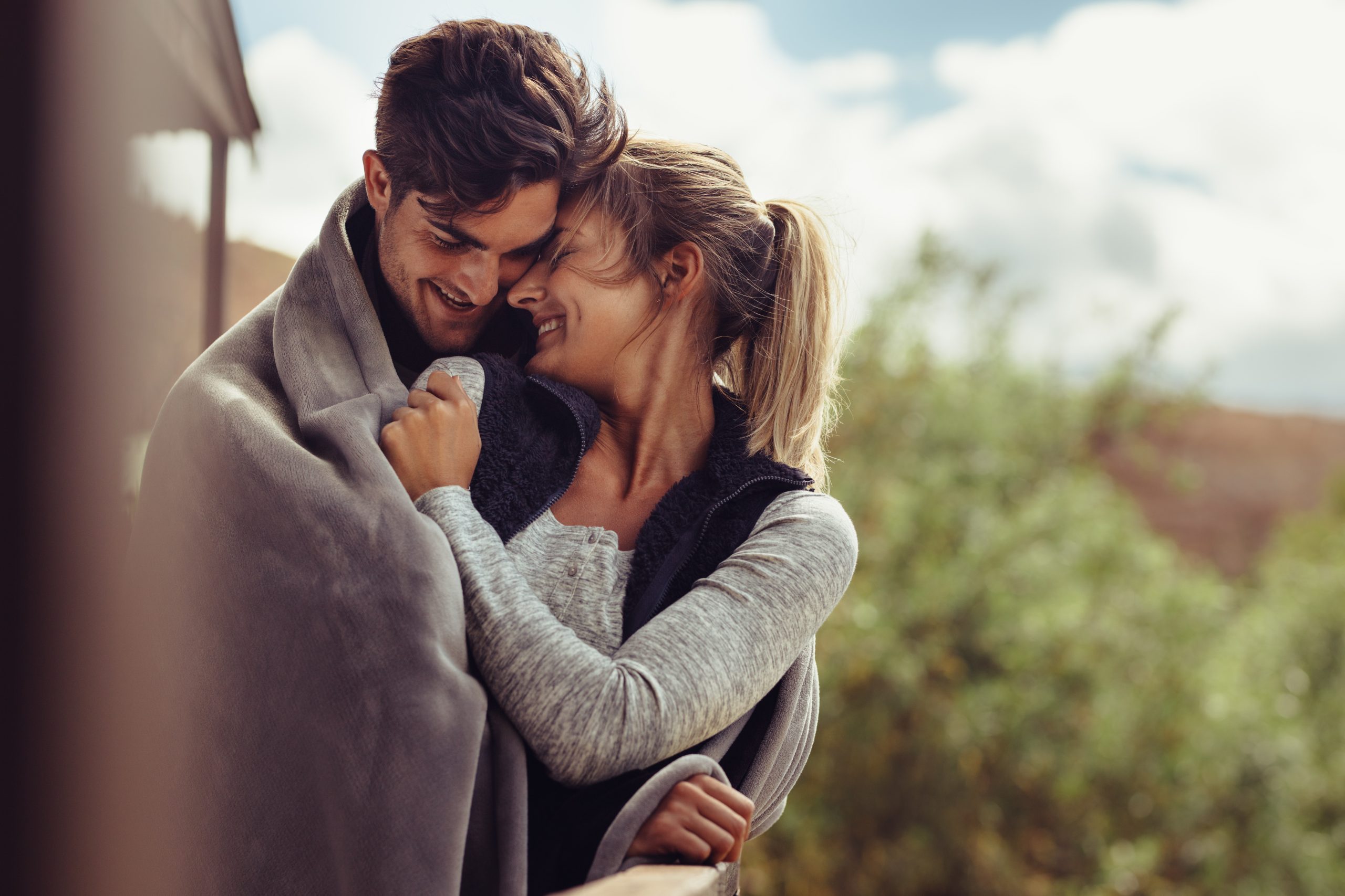 1. Il Mentionne Fréquemment Son Ex