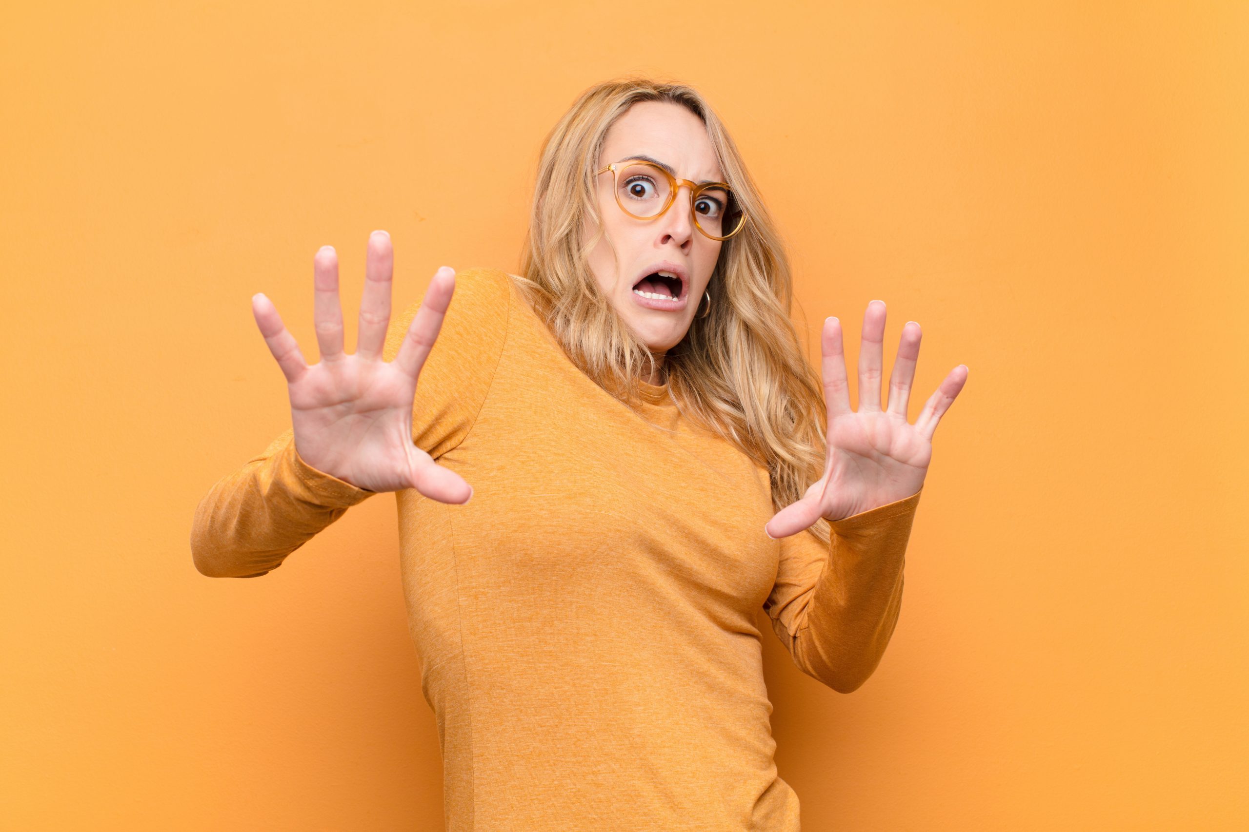 12. "Dépêche-toi!" ou "Vite, vite, vite!"