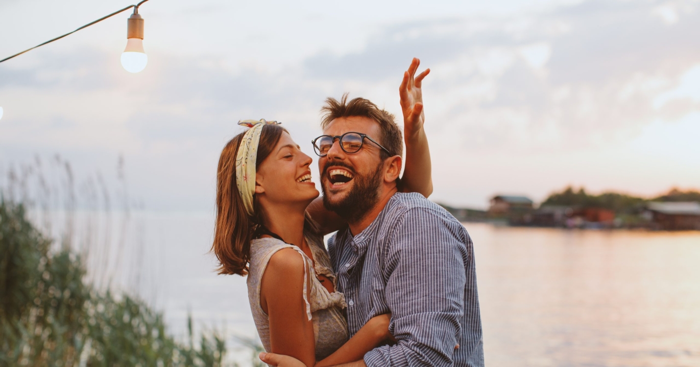 Les 9 signes malheureux que vous aimez quelqu’un plus qu’il ne vous aime
